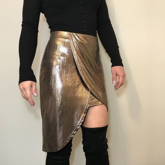 VENUS Dresses & Skirts - Venus Gold Metallic Asymmetrical Skirt